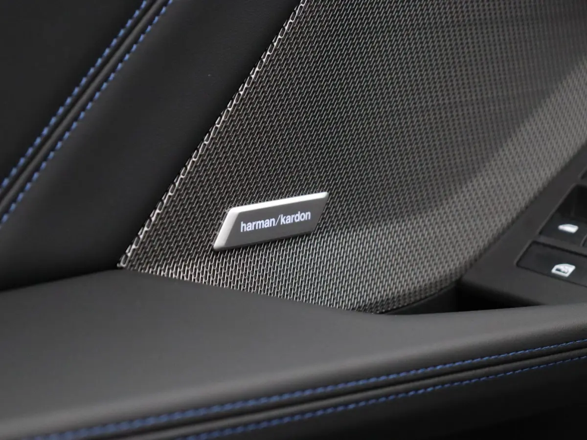 120 M Sportpakket | Premium Pack | Stuurwielrand Verwarmd | Panoramadak | Harman Kardon | 19''