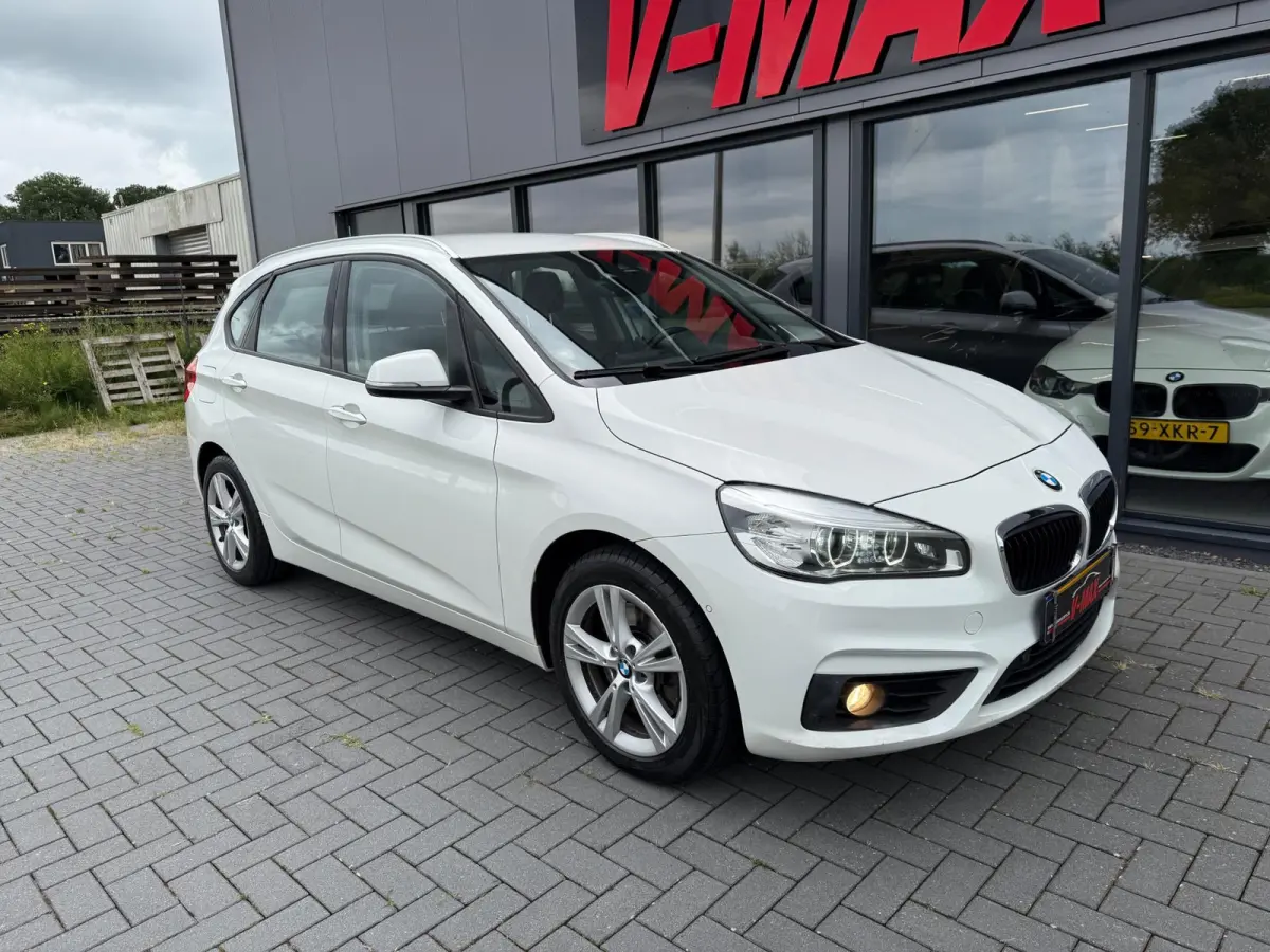 225i xDrive Exec AUT Xenon Camera Stoelvw
