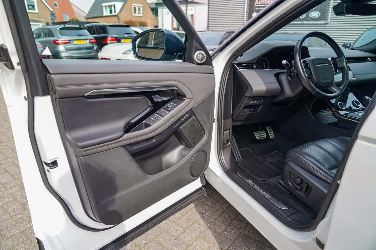 2.0 P200 AWD R-Dynamic HSE | Panorama | Facelift | Meridian | Apple carplay | Memory | Camera | NAP
