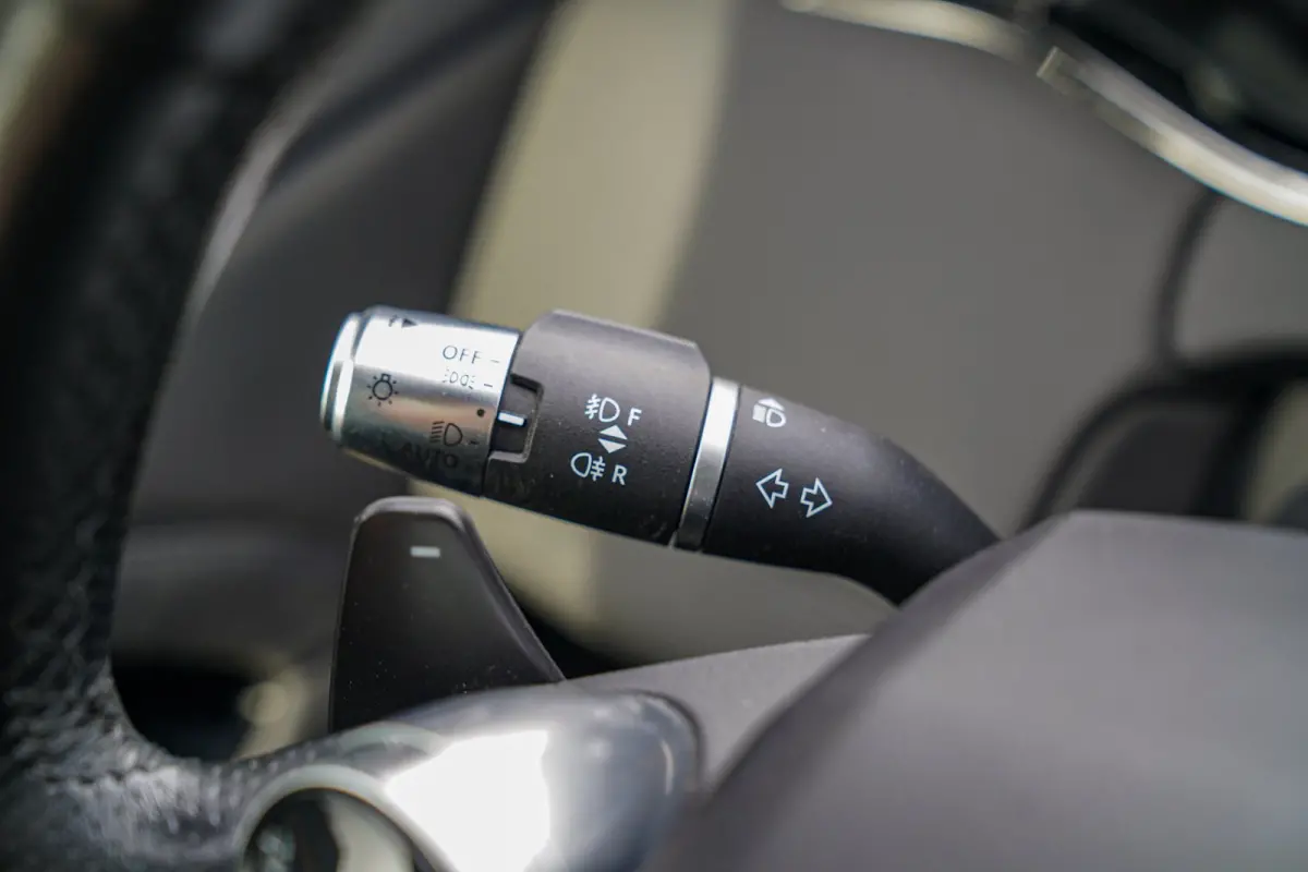 2.0 P200 AWD R-Dynamic HSE | Panorama | Facelift | Meridian | Apple carplay | Memory | Camera | NAP