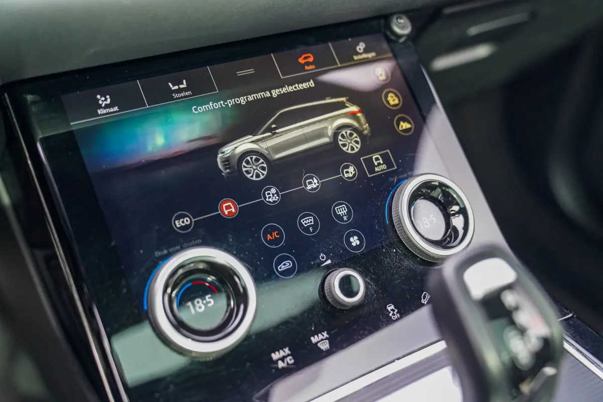 2.0 P200 AWD R-Dynamic HSE | Panorama | Facelift | Meridian | Apple carplay | Memory | Camera | NAP