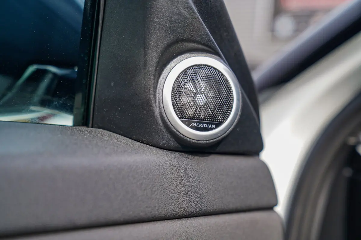 2.0 P200 AWD R-Dynamic HSE | Panorama | Facelift | Meridian | Apple carplay | Memory | Camera | NAP