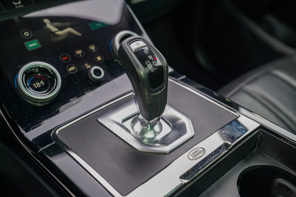 2.0 P200 AWD R-Dynamic HSE | Panorama | Facelift | Meridian | Apple carplay | Memory | Camera | NAP