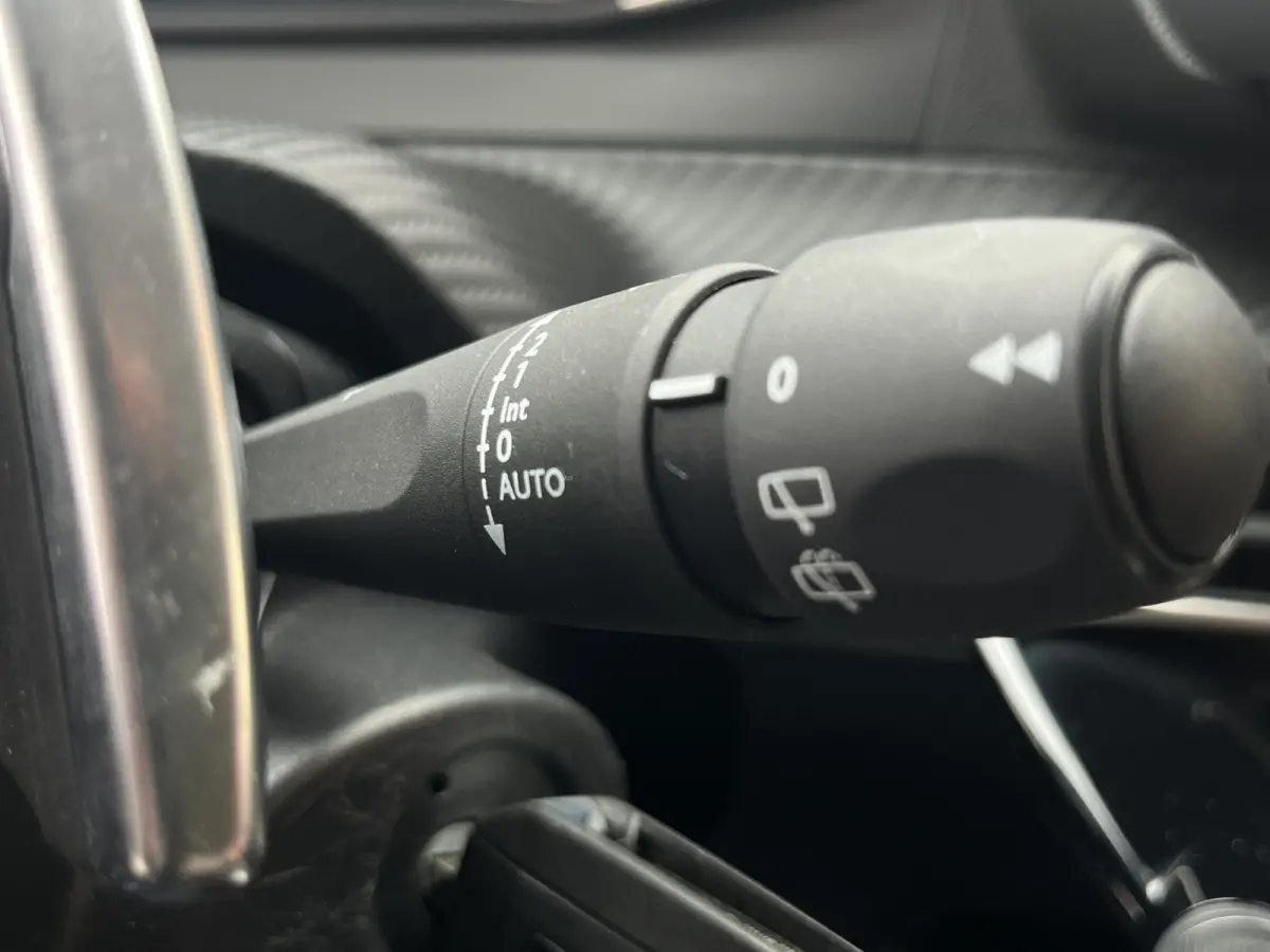 Hybrid 110 e-DCS6 Automaat Allure | Adaptive Cruise Control | Parkeersensoren voor + achter | Carplay/Android Auto |