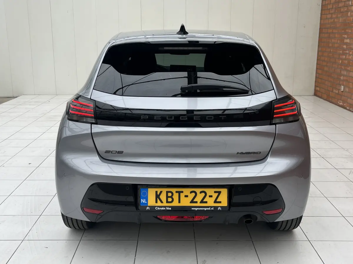 Hybrid 110 e-DCS6 Automaat Allure | Adaptive Cruise Control | Parkeersensoren voor + achter | Carplay/Android Auto |