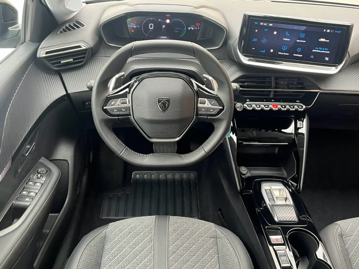 Hybrid 110 e-DCS6 Automaat Allure | Adaptive Cruise Control | Parkeersensoren voor + achter | Carplay/Android Auto |