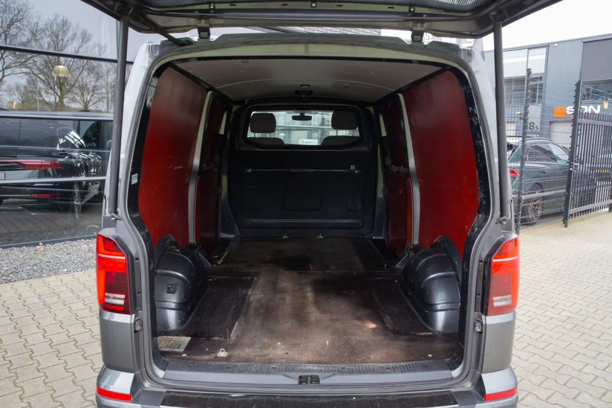 2.0 TDI L2 Bulli 200PK , 2x Schuifdeur, Leer, Carplay, Camera, NL auto,