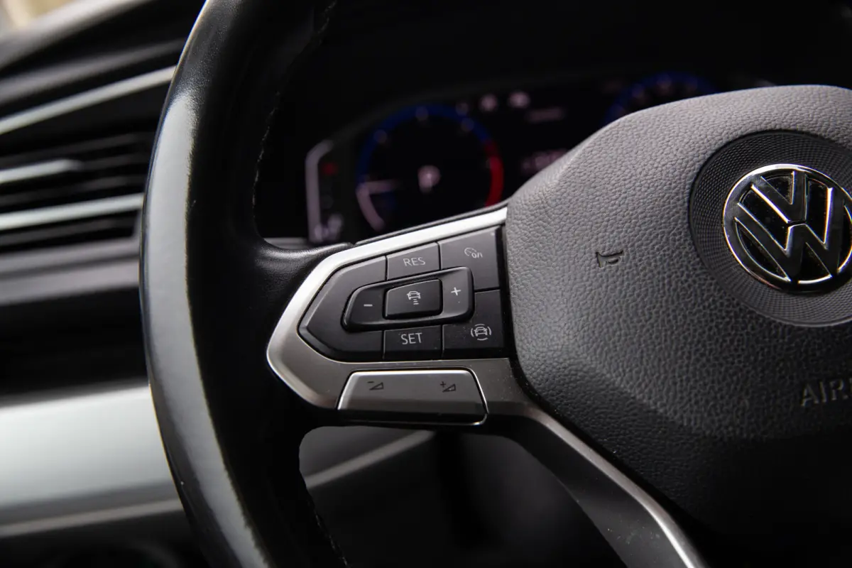 2.0 TDI L2 Bulli 200PK , 2x Schuifdeur, Leer, Carplay, Camera, NL auto,