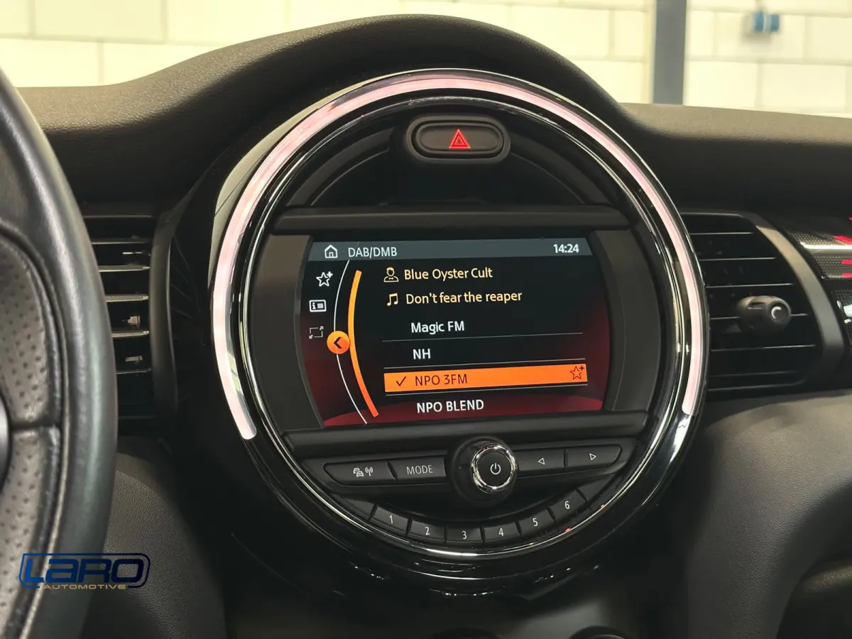 1.5 136pk | J C W | Pano LED CarPlay Sfeer Virtual Keyless