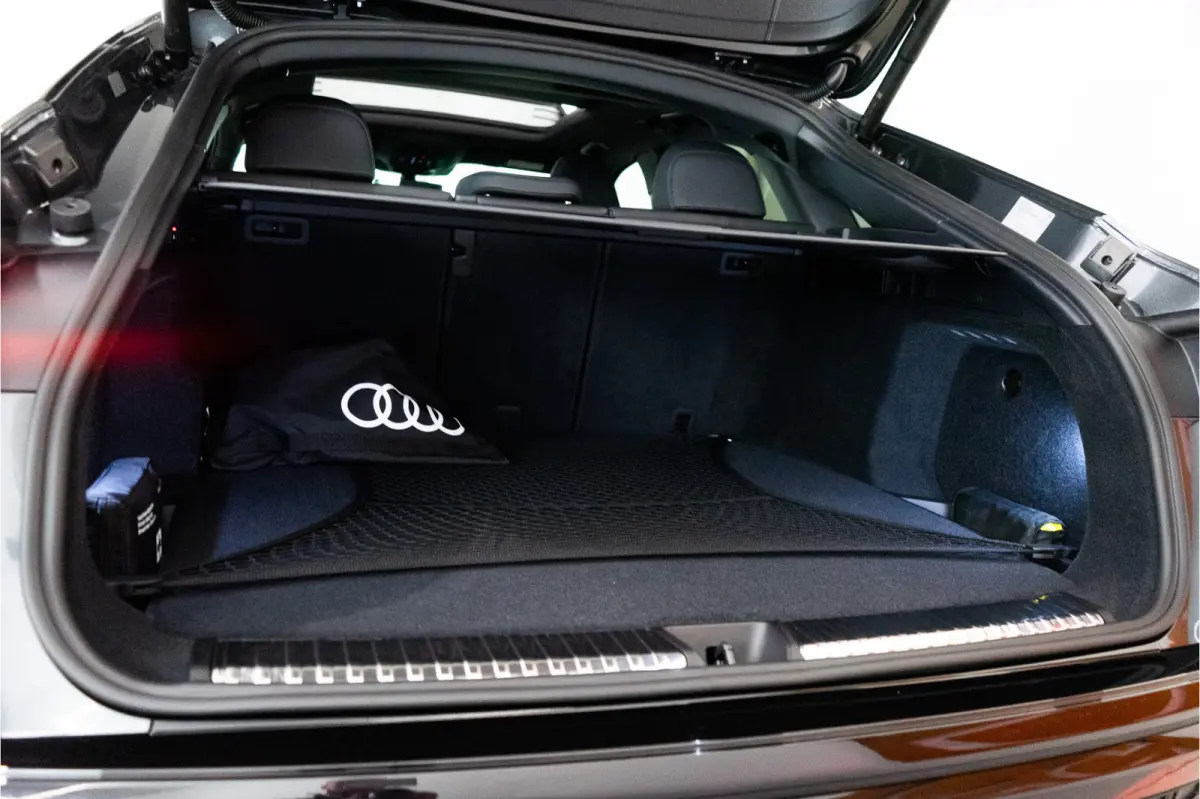 e-hybrid 270KW Quattro S Edition 367PK | 2026 | B&O | Pano | Sfeer | Memory | 5 Jaar fabrieksgarantie!