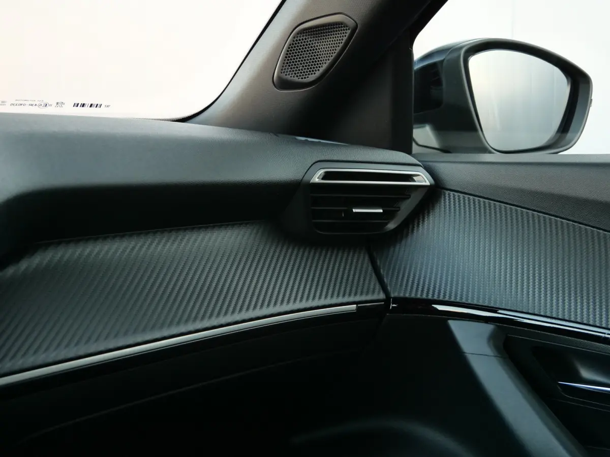 1.2 Hybrid 136 Pk Allure Automaat DAB / Apple Carplay / PDC / 17 inch