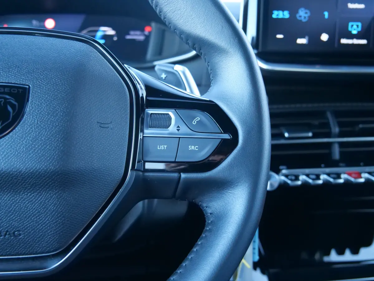 1.2 Hybrid 136 Pk Allure Automaat DAB / Apple Carplay / PDC / 17 inch