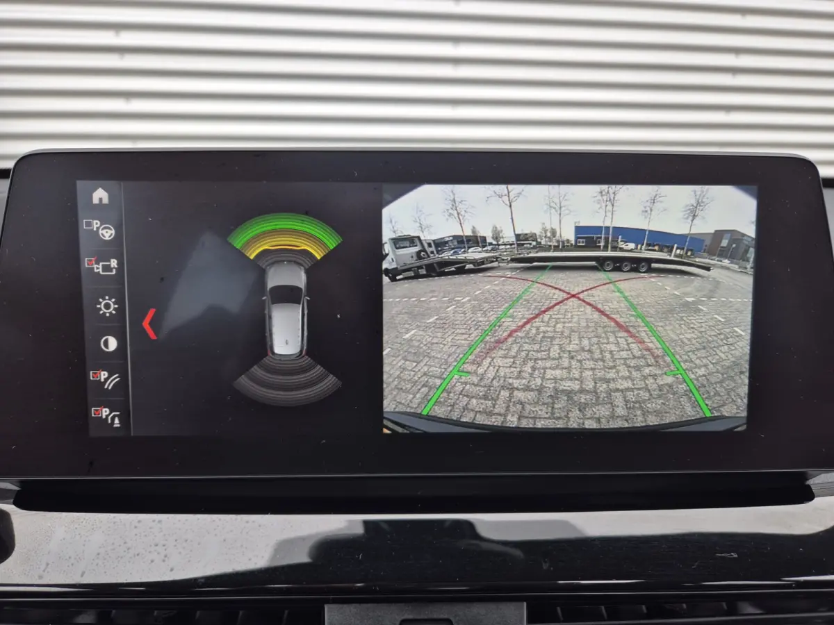 XDrive25e Automaat,Panomadak,Carplay,Stoelverwarming,extra,Winter,Cruisecomtrol