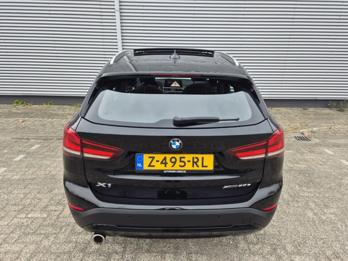XDrive25e Automaat,Panomadak,Carplay,Stoelverwarming,extra,Winter,Cruisecomtrol