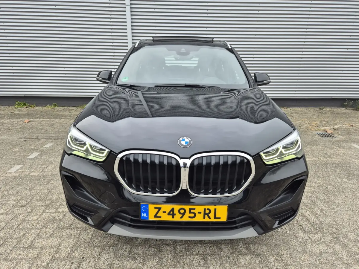 XDrive25e Automaat,Panomadak,Carplay,Stoelverwarming,extra,Winter,Cruisecomtrol