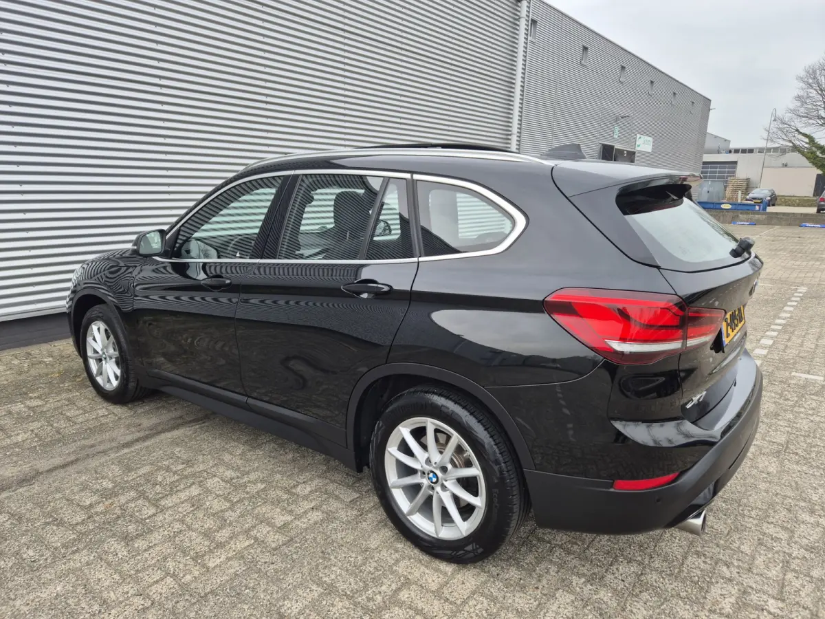 XDrive25e Automaat,Panomadak,Carplay,Stoelverwarming,extra,Winter,Cruisecomtrol