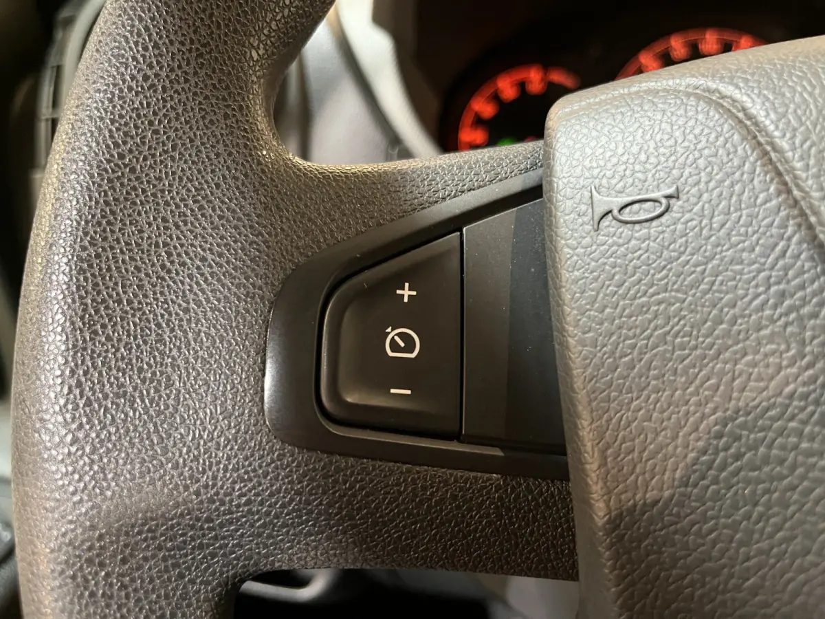 2.3 CDTI BiTurbo L4H2 165 PK RWD DC Dubbel Cabine / Airco / Cruise Control / Trekhaak / CarPlay / PDC