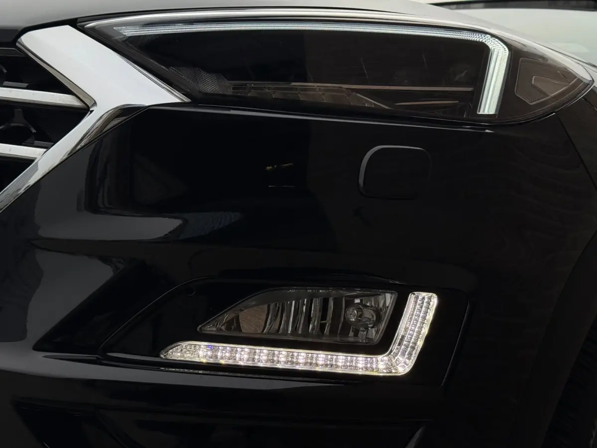 1.6 T-GDI Premium Plus / TREKHAAK / CARPLAY / PANO / 360 CAMERA / DODEHOEK / STOELVERKOELING + VERW / ELEK STOELEN