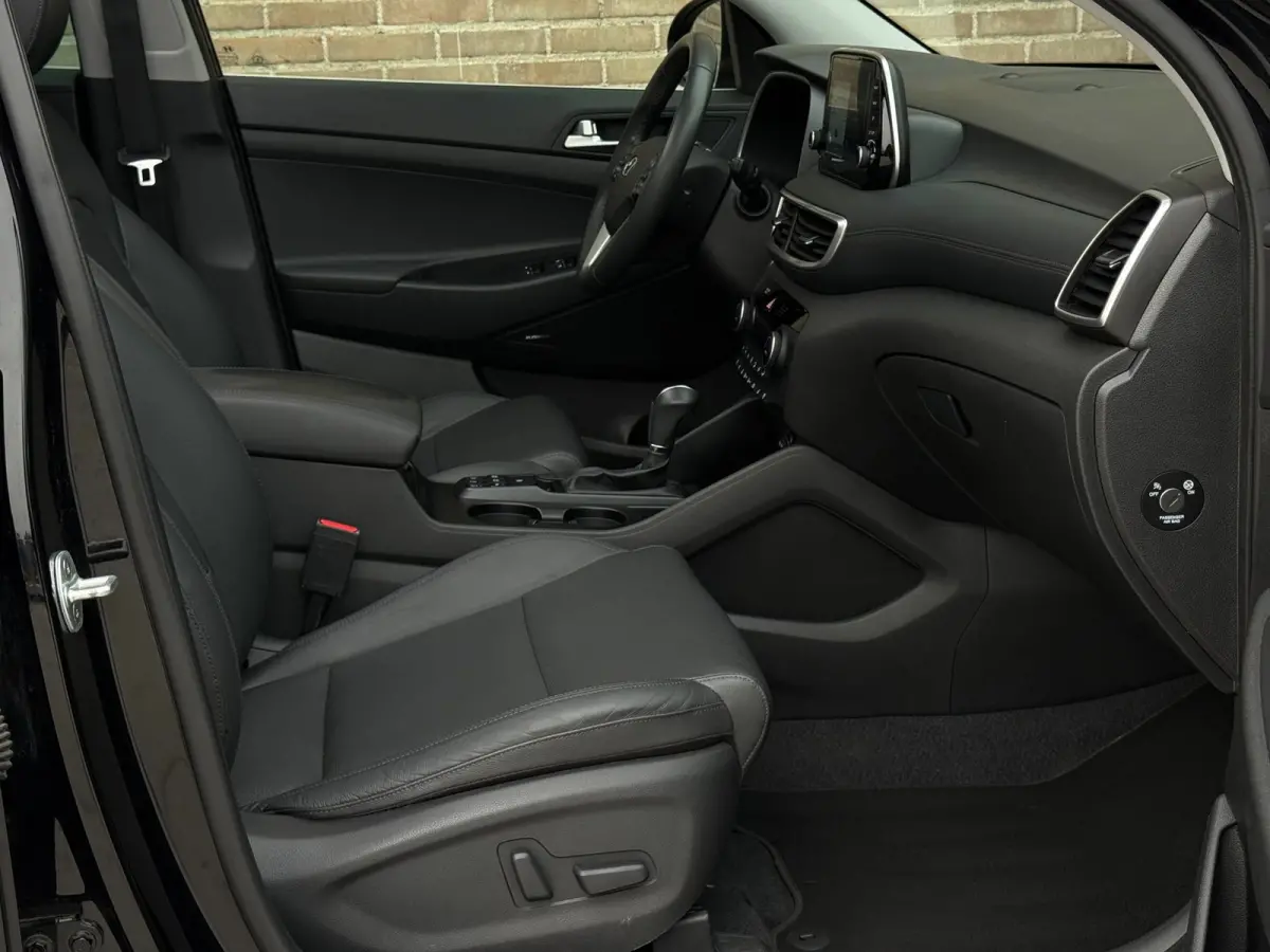 1.6 T-GDI Premium Plus / TREKHAAK / CARPLAY / PANO / 360 CAMERA / DODEHOEK / STOELVERKOELING + VERW / ELEK STOELEN