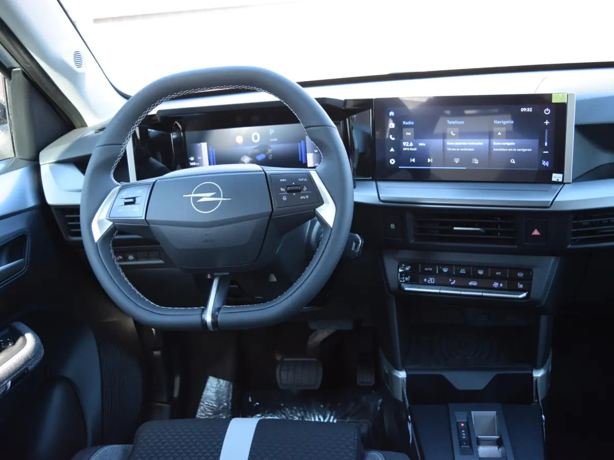 1.2 Turbo Hybrid GS 7p. DEMO | NAVI & CARPLAY | ACHTERUITRIJCAMERA | WINTERPAKKET |