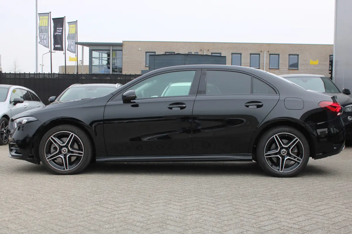 250e AUT8 AMG Line NIGHT PAKKET SFEER WIDESCREEN CARPLAY