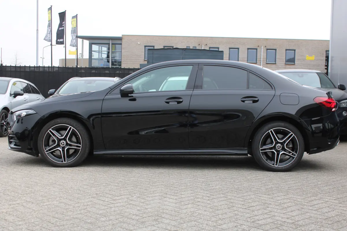 250e AUT8 AMG Line NIGHT PAKKET SFEER WIDESCREEN CARPLAY