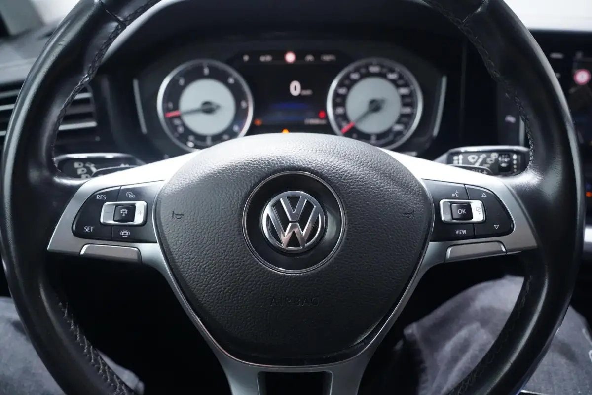 3.0 TDI 231 pk Grijs Kenteken 2-Zits Navi, Camera Trekhaak 3.500 kg, Leder Zwart, Adapt. Cruise, Luchtvering