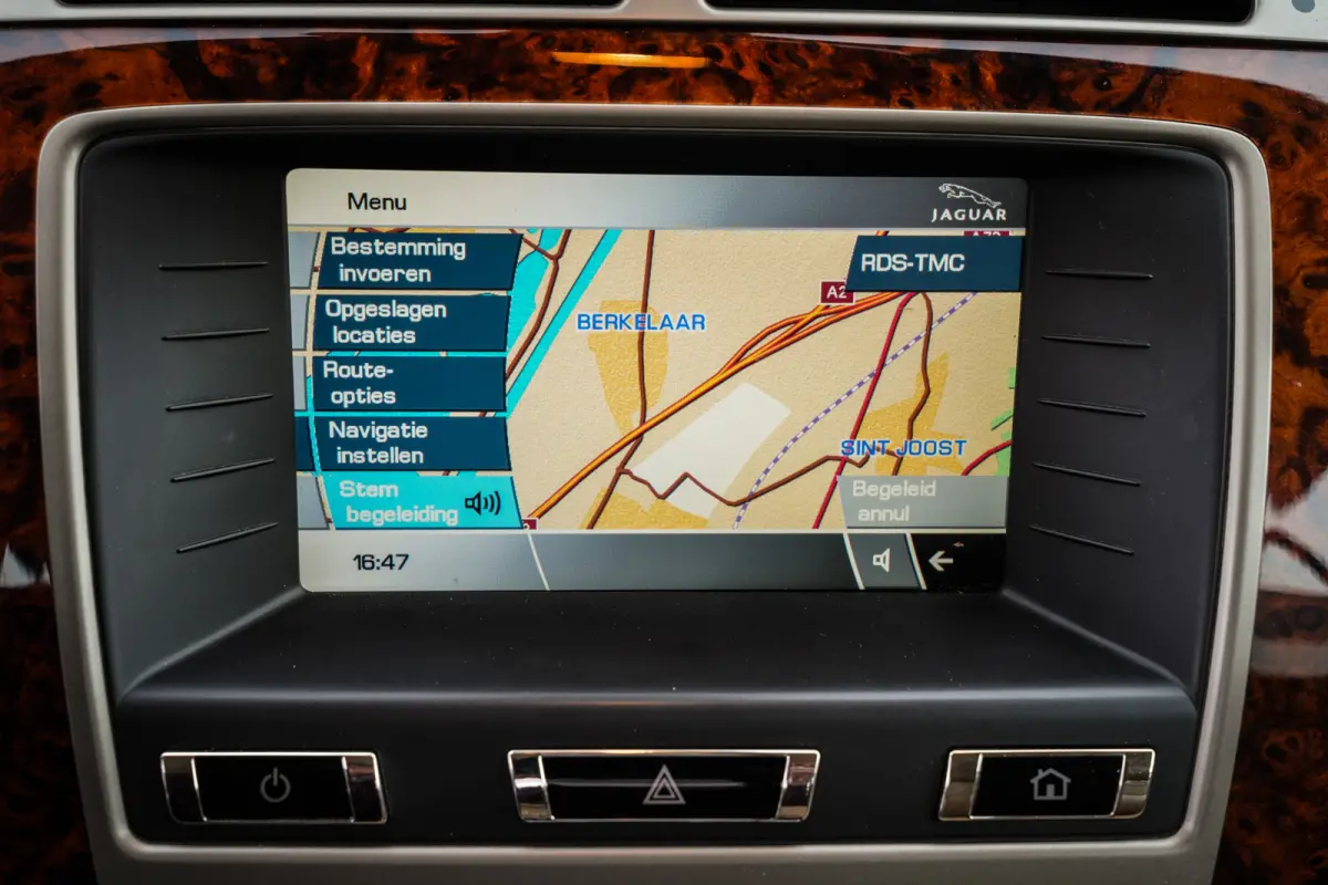 XKR 5.0 V8 Portfolio 510 pk | 100% Jaguar Service | 1e Eigenaar | Clima | Cruise | Leder | Navi | Stoelkoeling |