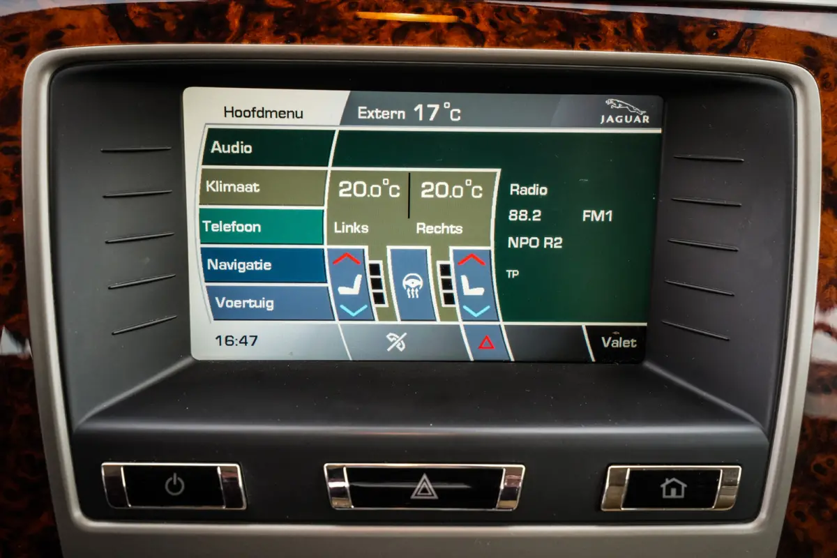 XKR 5.0 V8 Portfolio 510 pk | 100% Jaguar Service | 1e Eigenaar | Clima | Cruise | Leder | Navi | Stoelkoeling |
