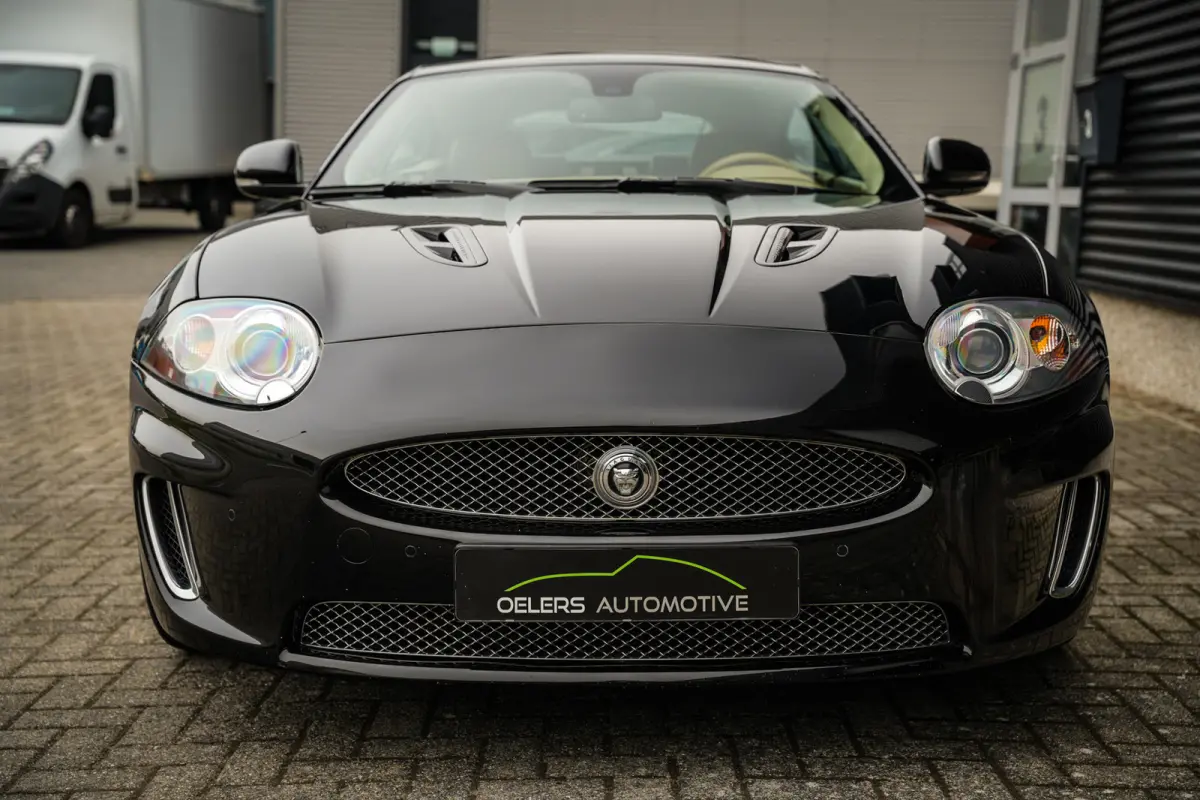 XKR 5.0 V8 Portfolio 510 pk | 100% Jaguar Service | 1e Eigenaar | Clima | Cruise | Leder | Navi | Stoelkoeling |