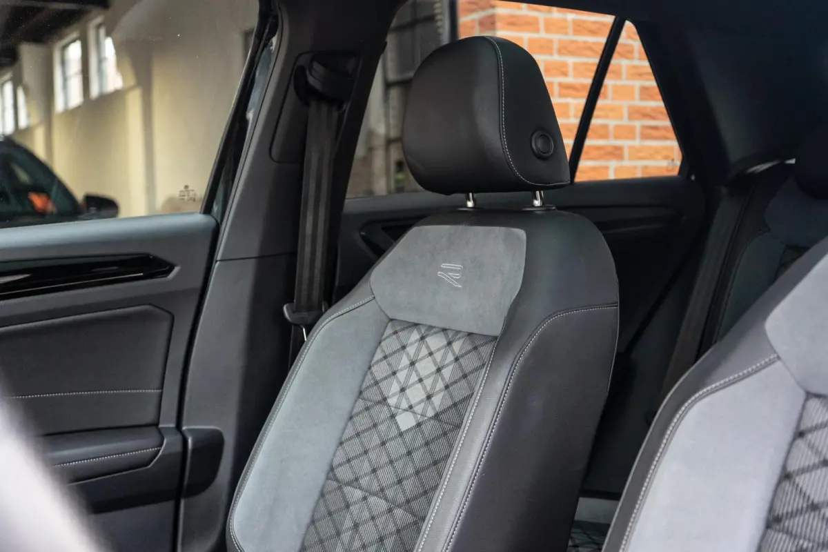 1.5 TSI R-Line Pano / Beats / IQ