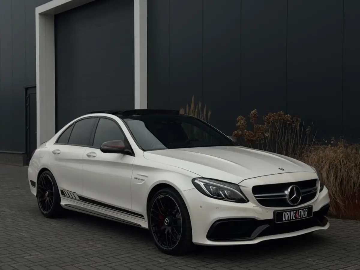 AMG 63 S Edition 1 FULL PANO NAVI CAMERA LEDER MM SEATS