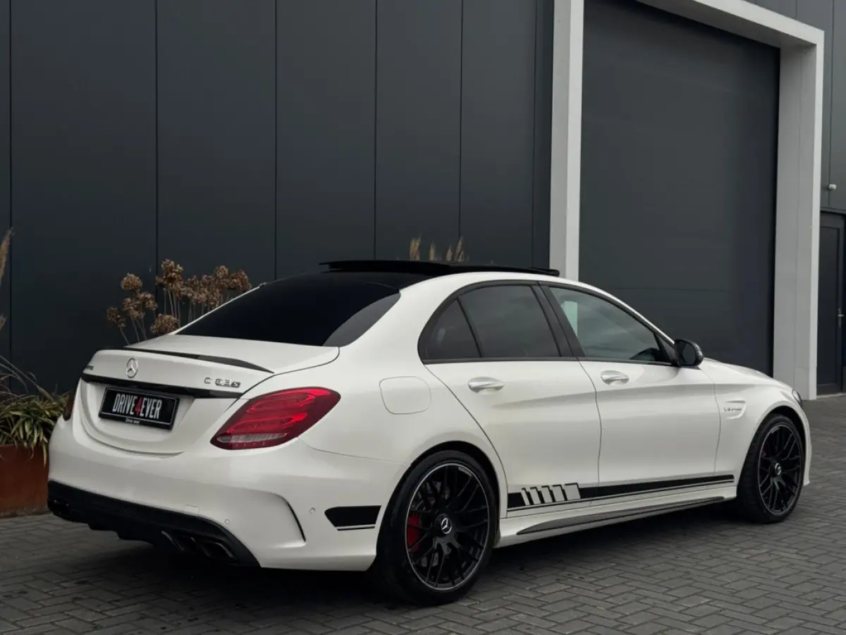 AMG 63 S Edition 1 FULL PANO NAVI CAMERA LEDER MM SEATS