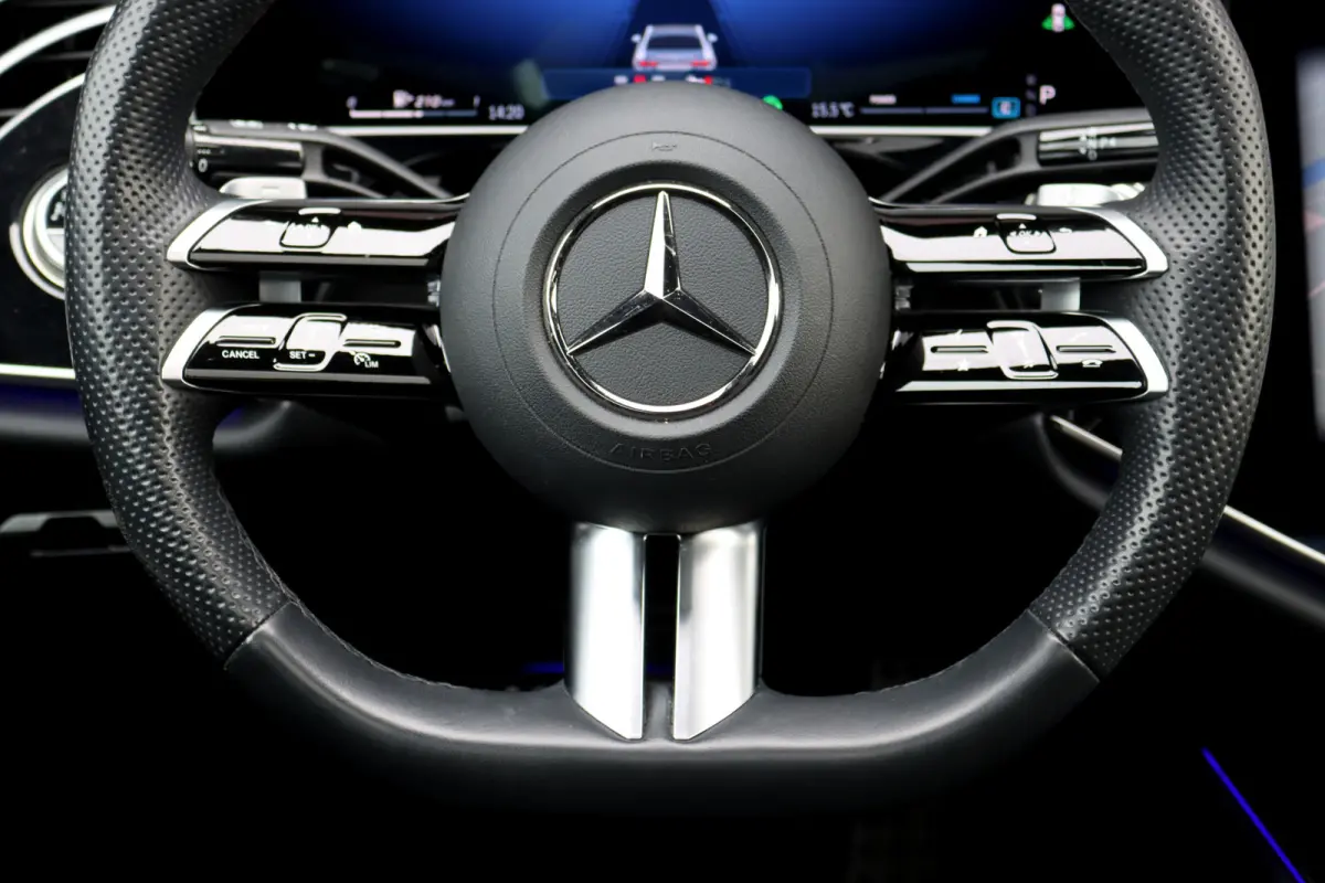 200 AMG Line | Hyperscreen | Distronic | Panoramadak | Stoelventilatie | Burmester | Surround Camera | Digital Light | Exclusiefpakket | Keyless Go |