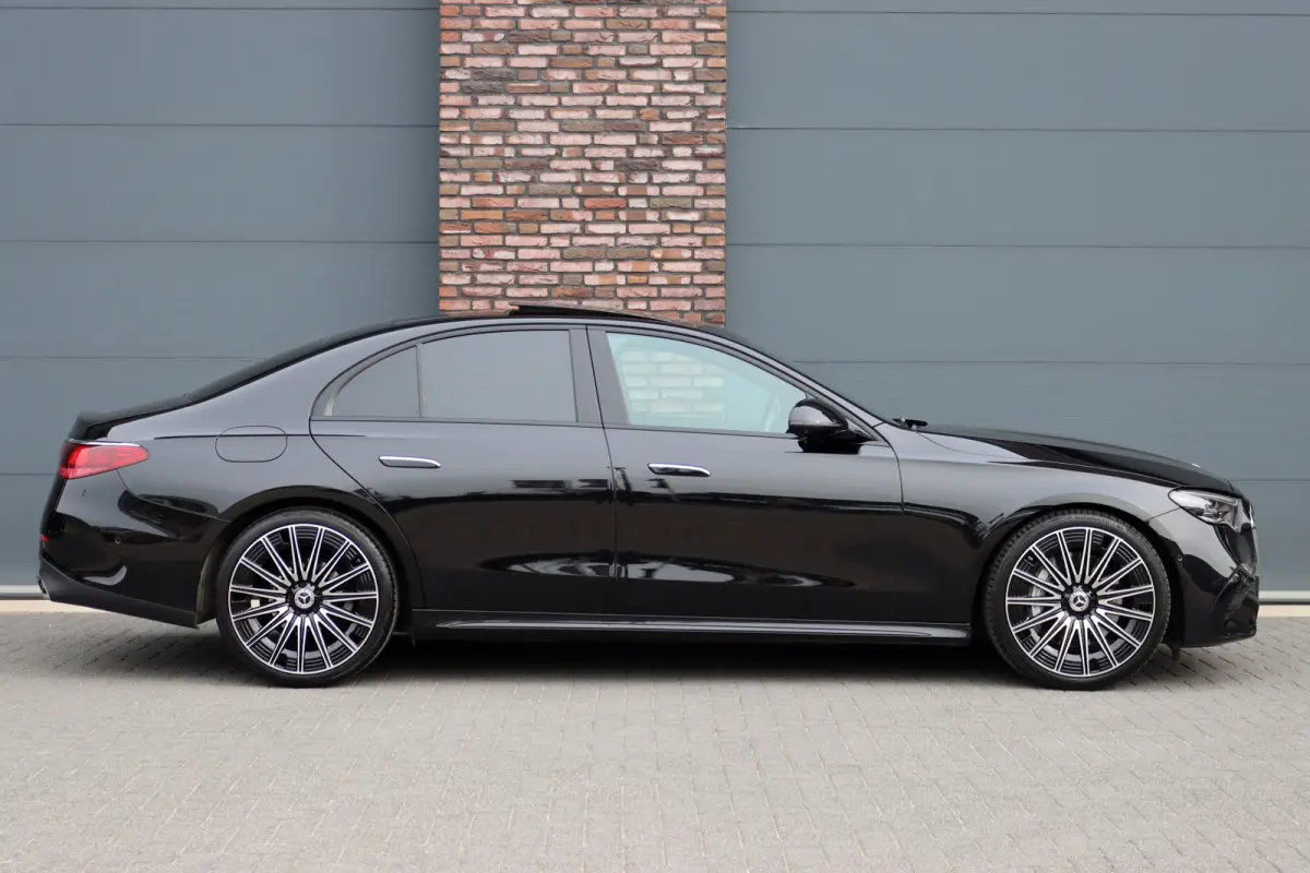 200 AMG Line | Hyperscreen | Distronic | Panoramadak | Stoelventilatie | Burmester | Surround Camera | Digital Light | Exclusiefpakket | Keyless Go |
