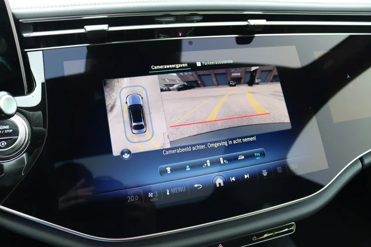 200 AMG Line | Hyperscreen | Distronic | Panoramadak | Stoelventilatie | Burmester | Surround Camera | Digital Light | Exclusiefpakket | Keyless Go |