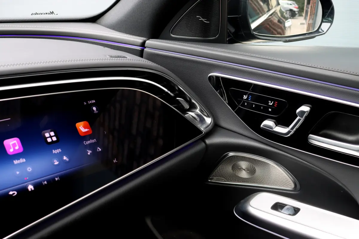 200 AMG Line | Hyperscreen | Distronic | Panoramadak | Stoelventilatie | Burmester | Surround Camera | Digital Light | Exclusiefpakket | Keyless Go |