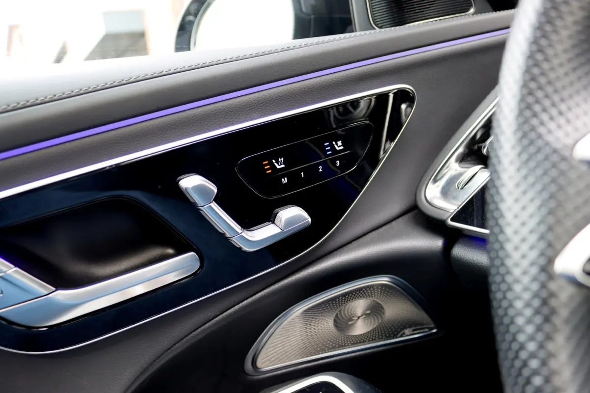 200 AMG Line | Hyperscreen | Distronic | Panoramadak | Stoelventilatie | Burmester | Surround Camera | Digital Light | Exclusiefpakket | Keyless Go |