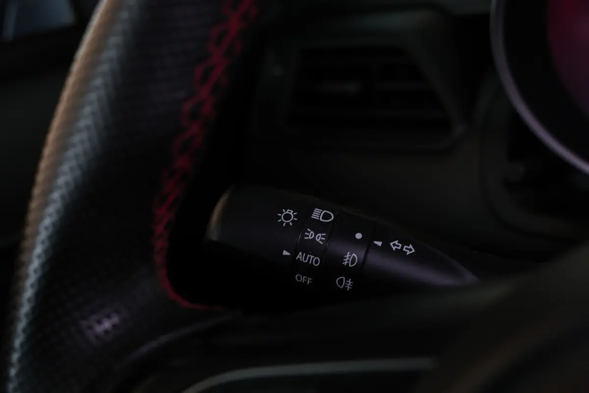 1.4 Sport NAVI CARPLAY CAMERA ACC LANE STOELVW "19