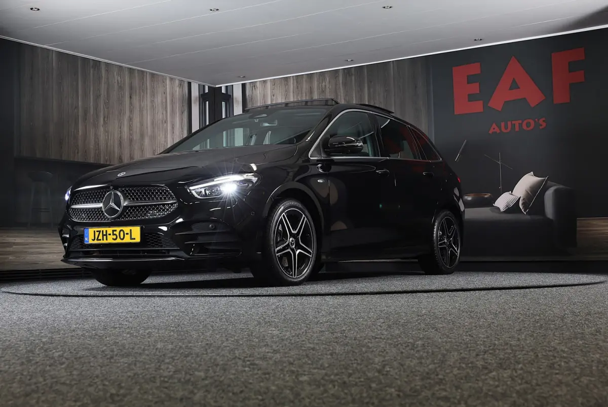 250 e AMG Line / AUT / Acc / Memory / Head Up / Burmester / Elek Stoelen / Carbon / Open Pano / Led / Pdc