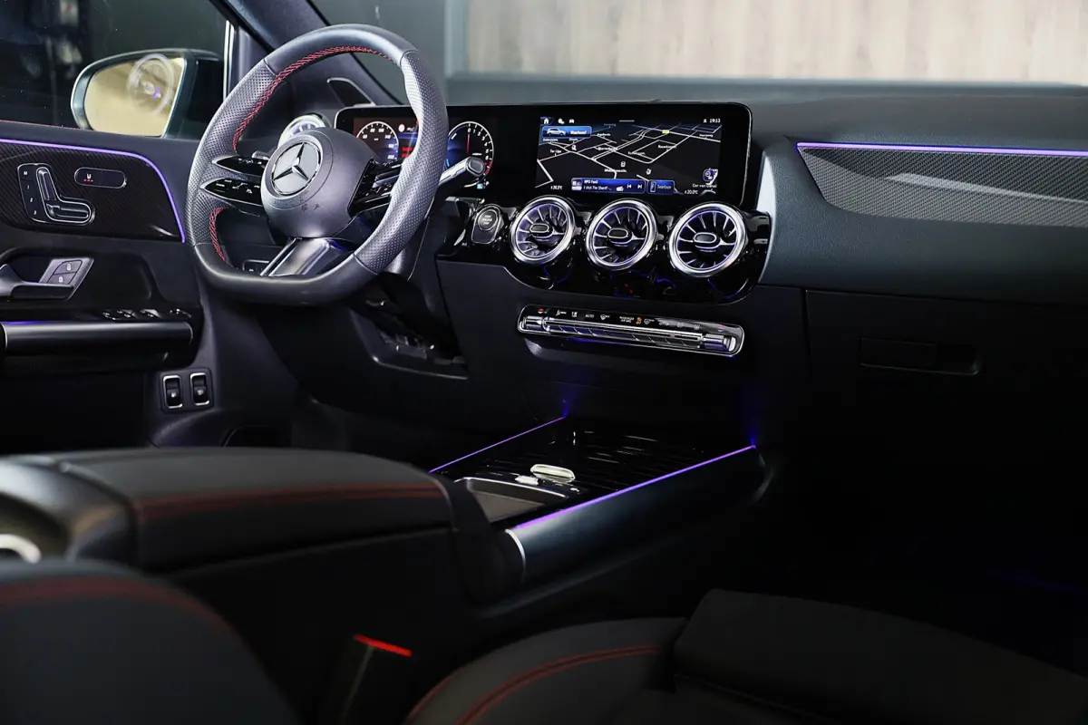 250 e AMG Line / AUT / Acc / Memory / Head Up / Burmester / Elek Stoelen / Carbon / Open Pano / Led / Pdc