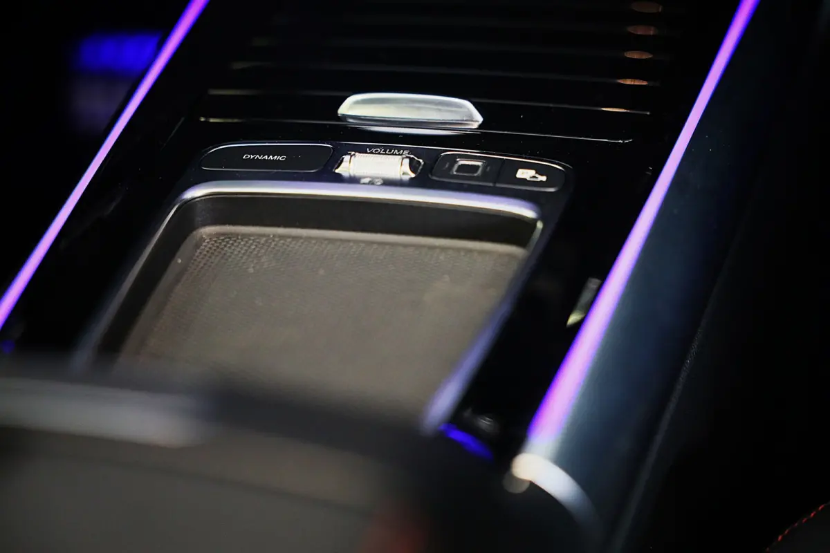 250 e AMG Line / AUT / Acc / Memory / Head Up / Burmester / Elek Stoelen / Carbon / Open Pano / Led / Pdc