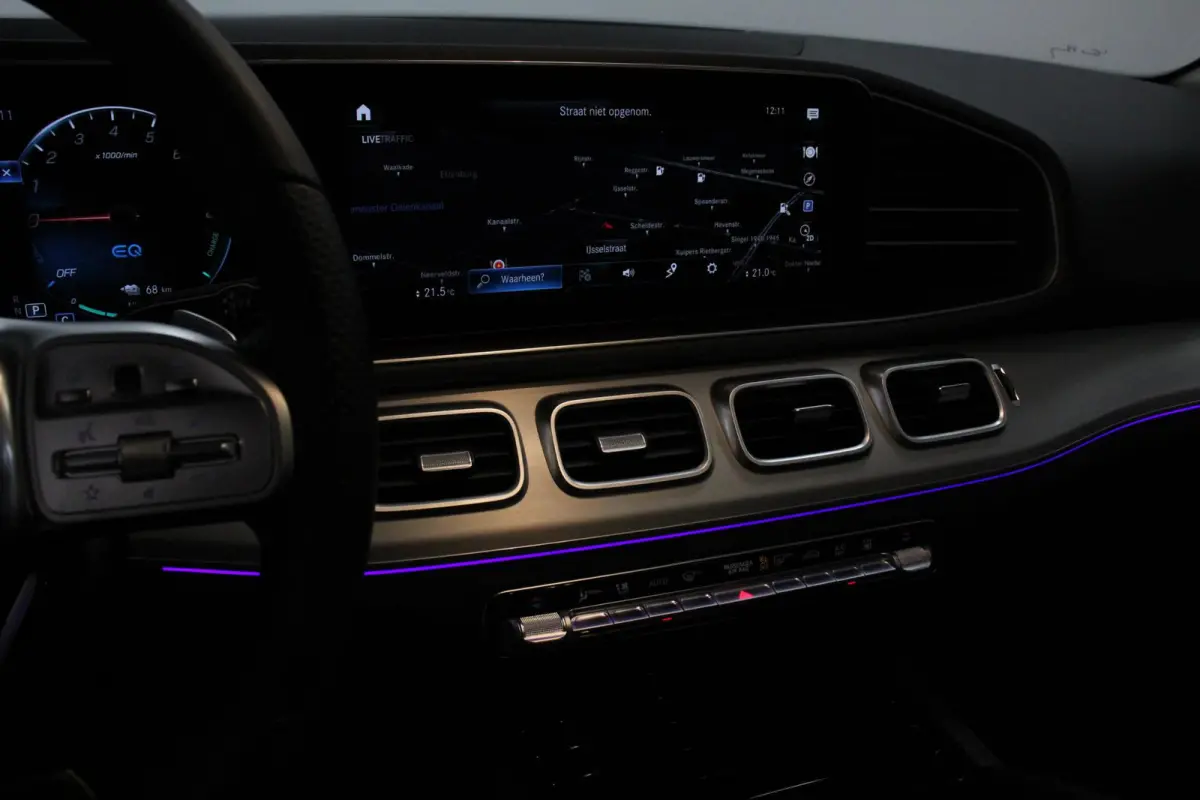 350 e 4MATIC PHEV AMG Panorma dak Burmester surround system Trekhaak Night pakket Camera 360 Climate Control Navigatie Lichtmetalen velgen