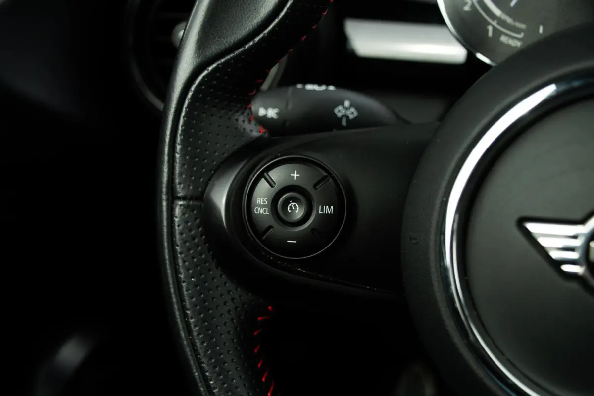 Mini 1.5 John Cooper Works | Pano | DAB | Camera