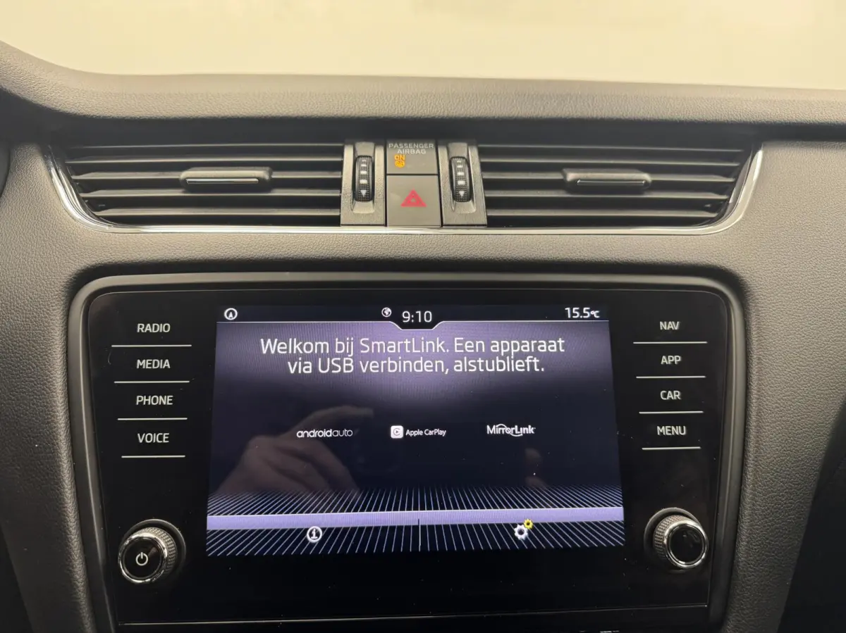 1.0 TSi Greentech Automaat-Trekhaak-Navigatie-Cr.contr-Clima-Carplay-Parkeersensoren-Lm16''velgen