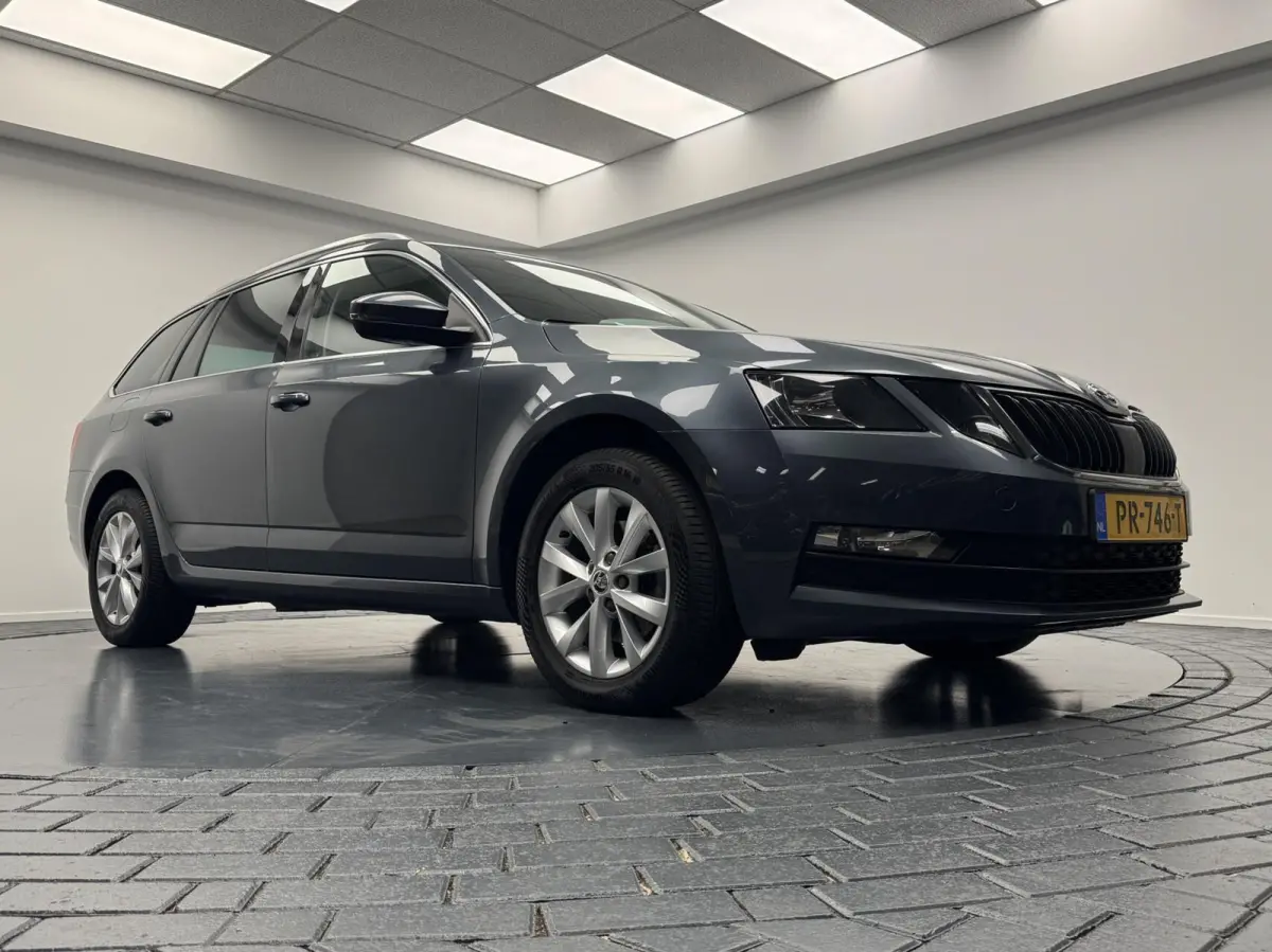 1.0 TSi Greentech Automaat-Trekhaak-Navigatie-Cr.contr-Clima-Carplay-Parkeersensoren-Lm16''velgen