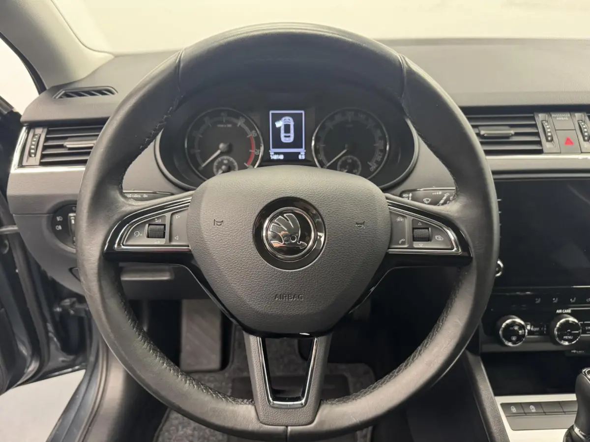 1.0 TSi Greentech Automaat-Trekhaak-Navigatie-Cr.contr-Clima-Carplay-Parkeersensoren-Lm16''velgen