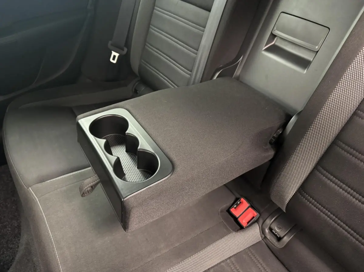1.0 TSi Greentech Automaat-Trekhaak-Navigatie-Cr.contr-Clima-Carplay-Parkeersensoren-Lm16''velgen