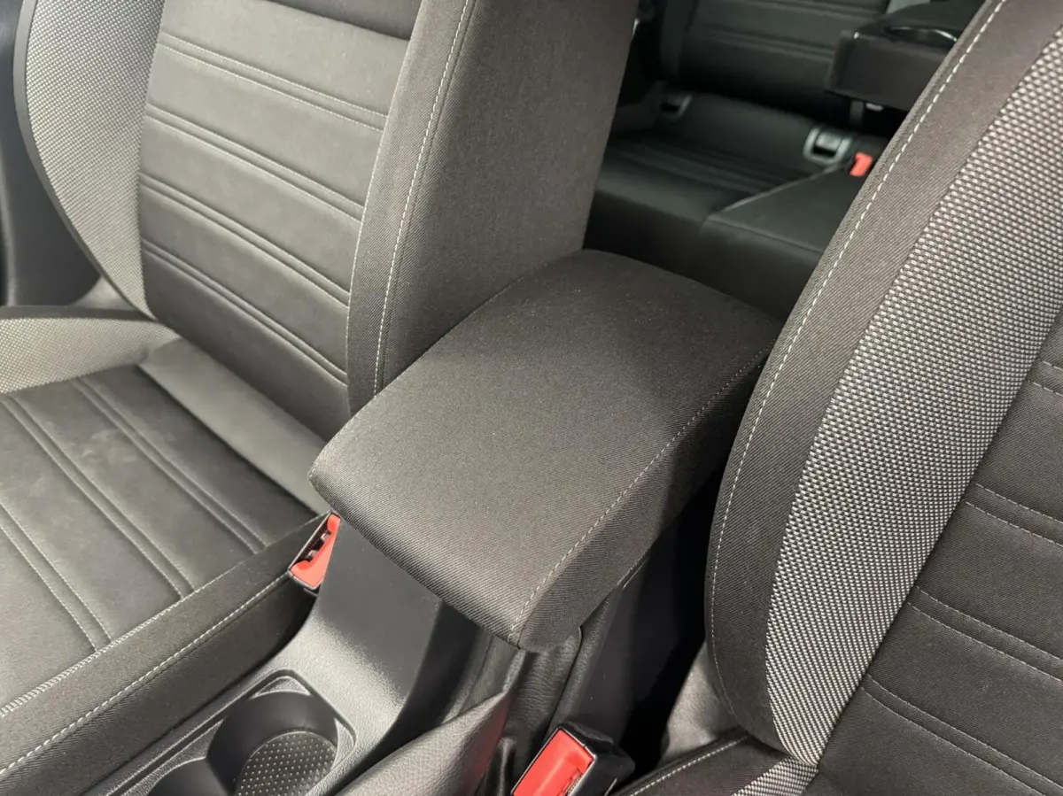 1.0 TSi Greentech Automaat-Trekhaak-Navigatie-Cr.contr-Clima-Carplay-Parkeersensoren-Lm16''velgen