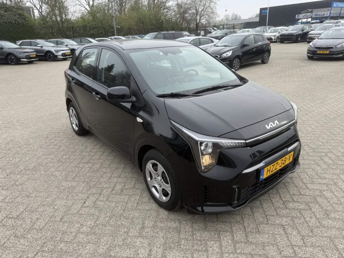 1.0 DPi DynamicLine NAVIGATIE + CAMERA - Apple CarPlay / Androi